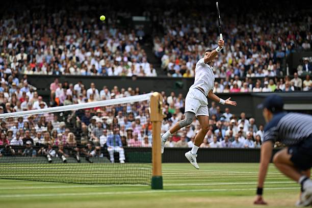 今日网球赛果汇总：冷门频出，种子选手遭遇挑战