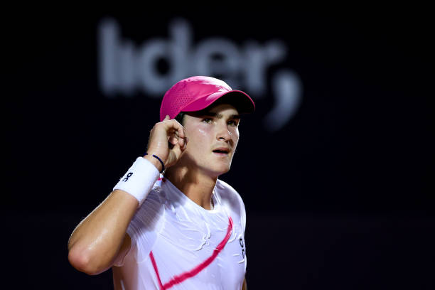 费德勒退役历史：他是否曾中途离开网坛？