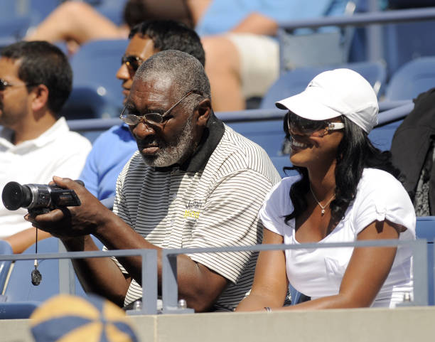 辛吉斯对女子网球发展的影响与贡献