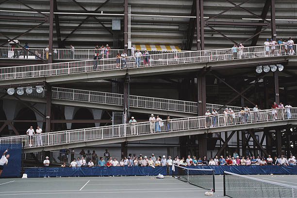 网球比赛规则详解：一盘需要赢多少局？