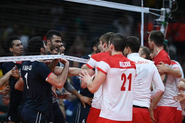 国际排联规定：排球发球区的宽度详解