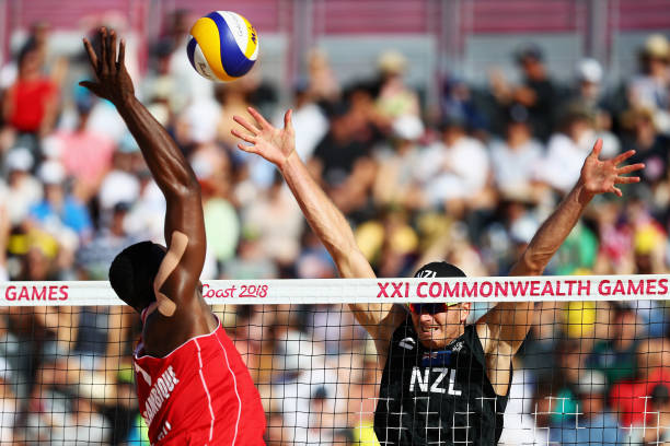 副攻手的拦网与快攻技巧全攻略