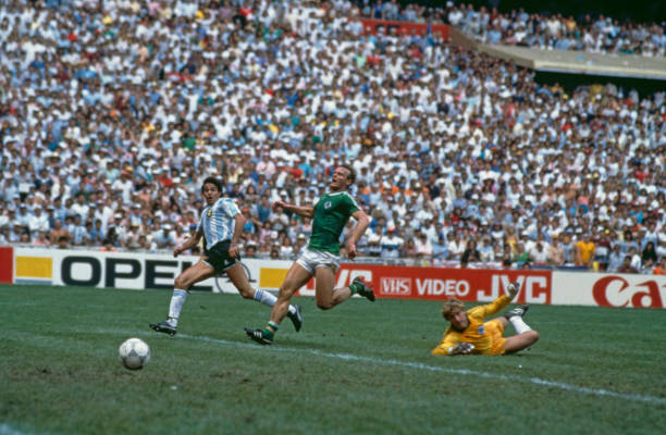 伊朗VS沙特:亚洲预选赛巅峰对决电视直播信息